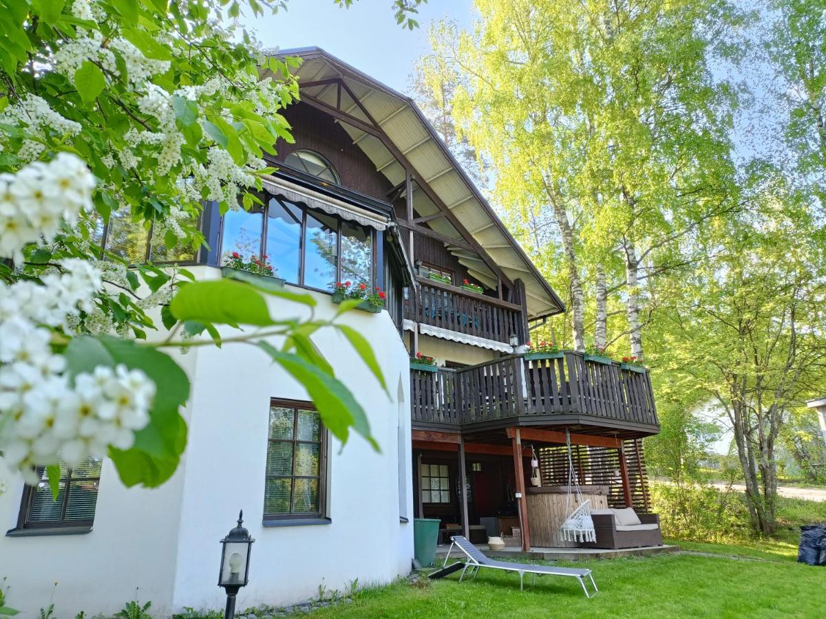 Cronin'S Guesthouse Bed & Breakfast Heinola Exterior foto