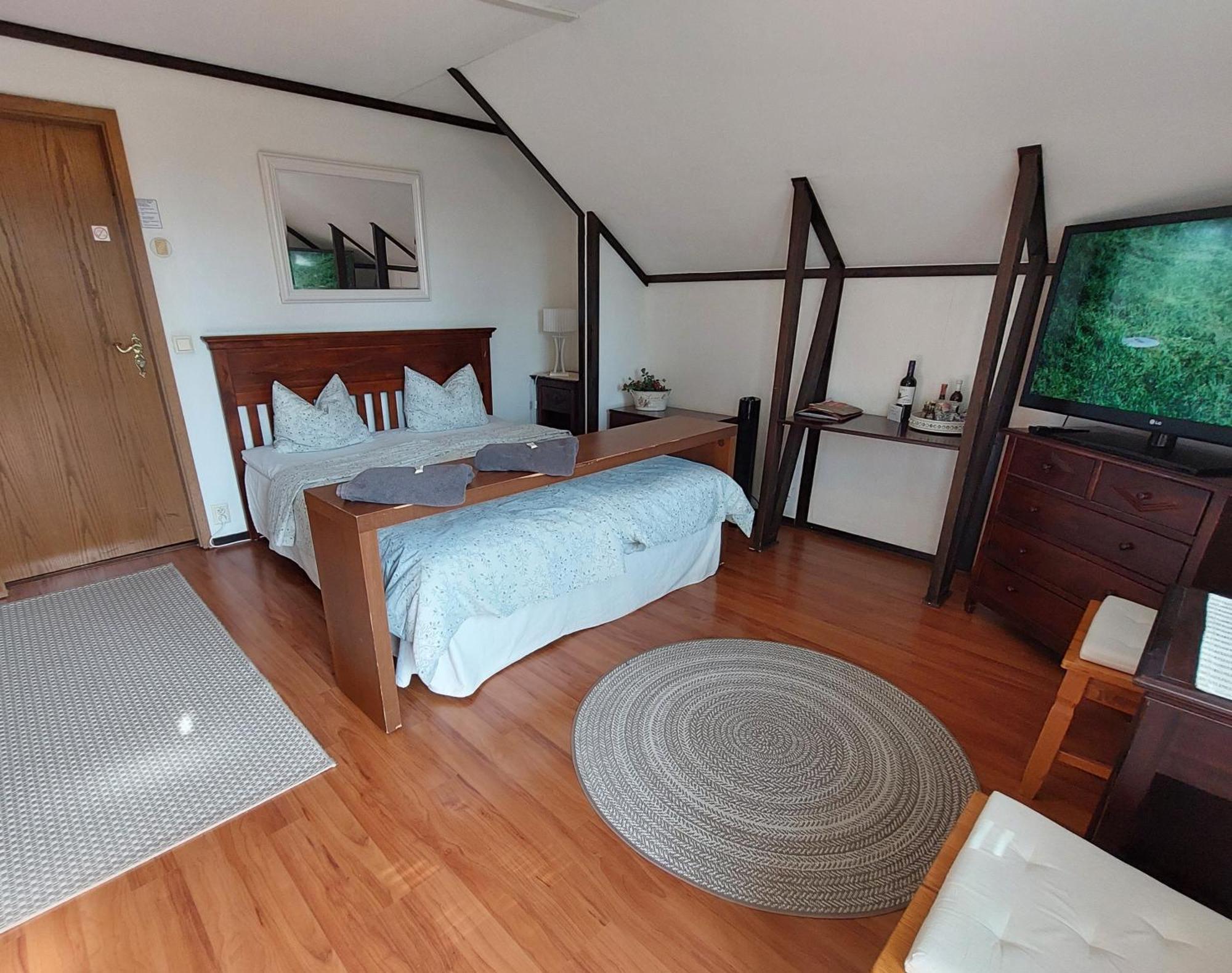 Cronin'S Guesthouse Bed & Breakfast Heinola Exterior foto