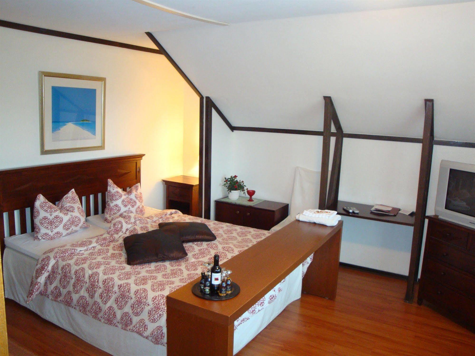 Cronin'S Guesthouse Bed & Breakfast Heinola Exterior foto