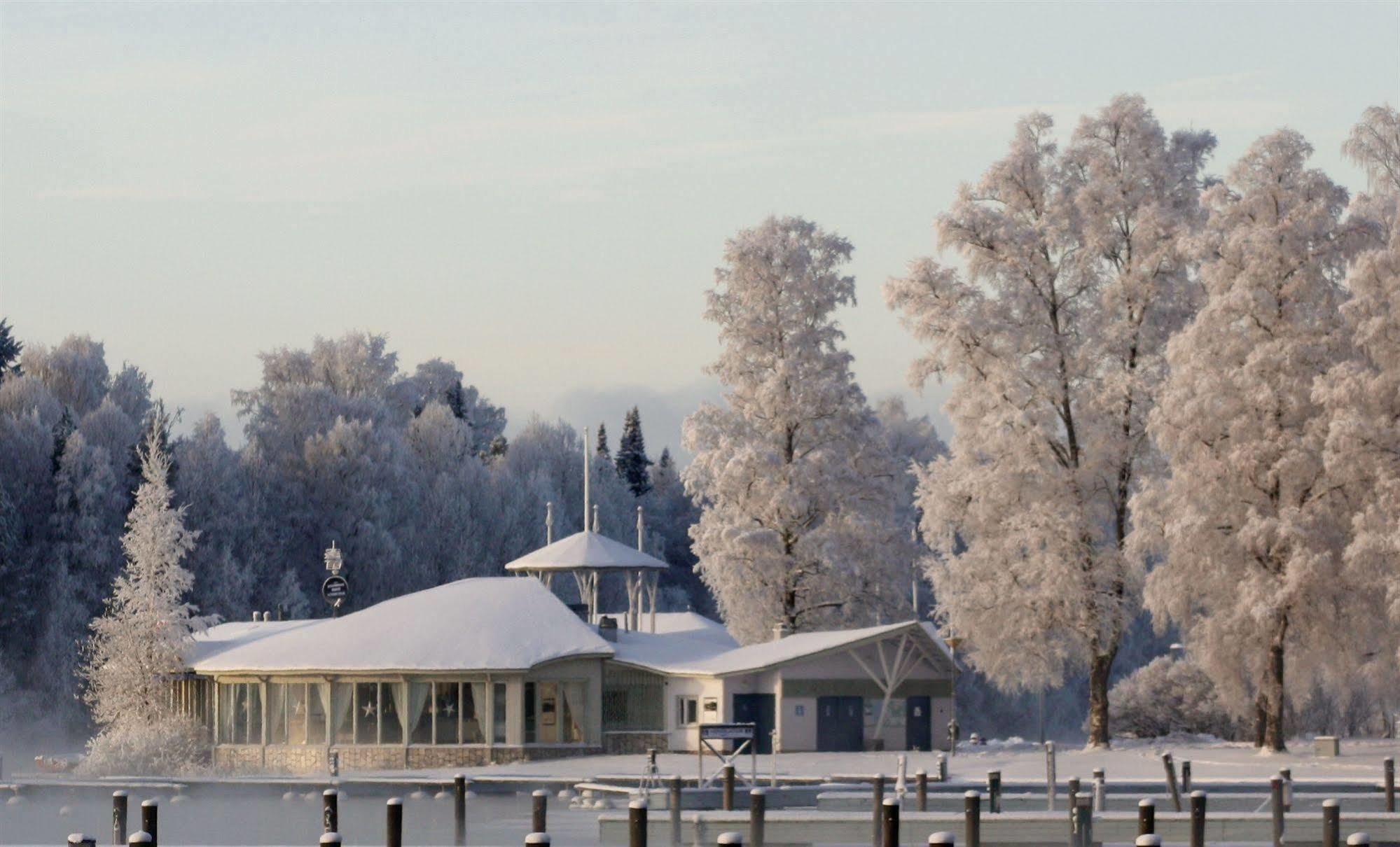 Cronin'S Guesthouse Bed & Breakfast Heinola Exterior foto